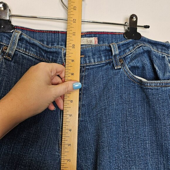 Levis Womens 550 Relaxed Fit Bootcut Jeans Size 12 Medium Blue Denim Casual - Picture 9 of 11